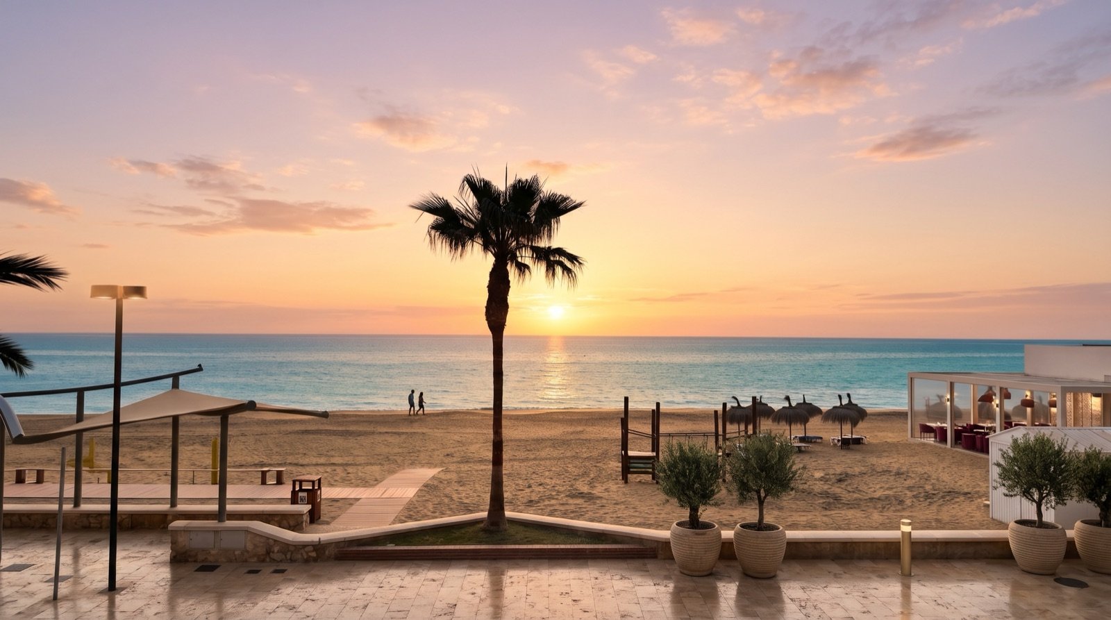 Atardecer en el Paseo Marítimo de Fuengirola